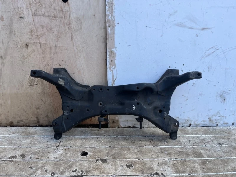 Подрамник Mitsubishi Lancer 9 2001-2008 CS3A/CS3W