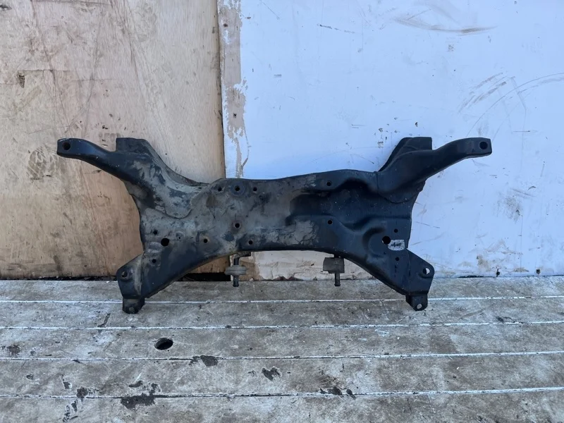 Подрамник Mitsubishi Lancer 9 2001-2008 CS3A/CS3W