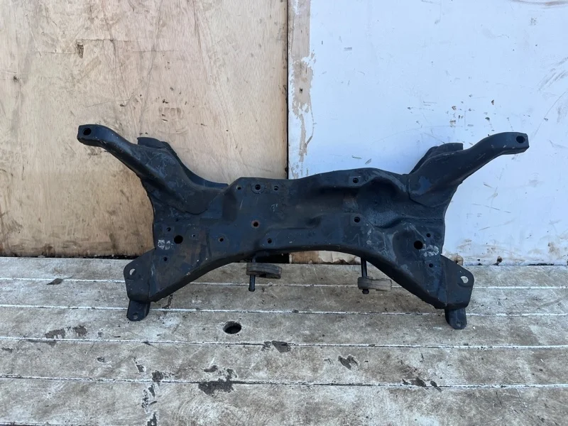 Подрамник Mitsubishi Lancer 9 2001-2008 CS3A/CS3W
