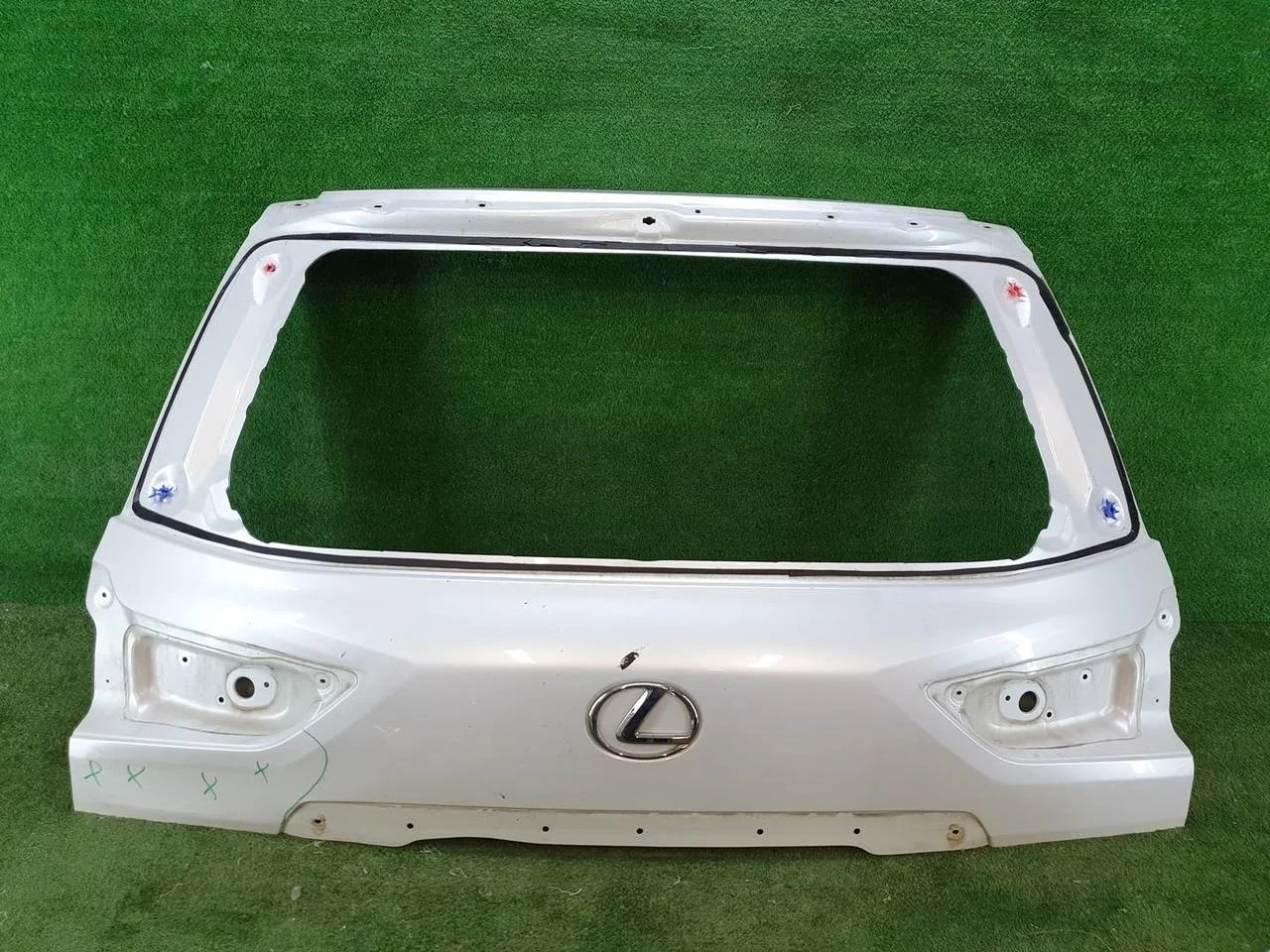 Крышка багажника Lexus Lx 570 Urj200 (2015-2022)