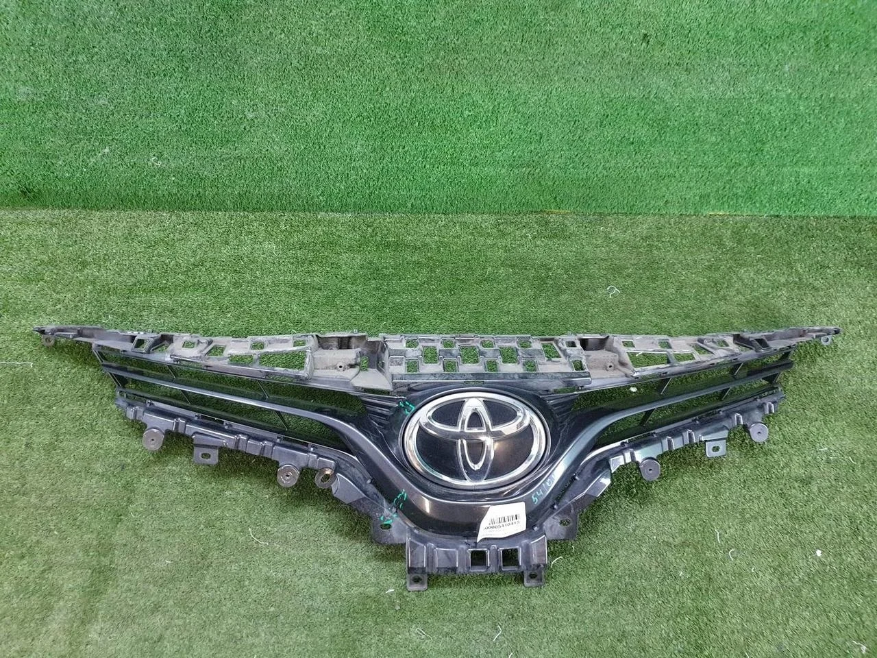 Решетка радиатора Toyota Camry 8 Xv70 (2018-2021)