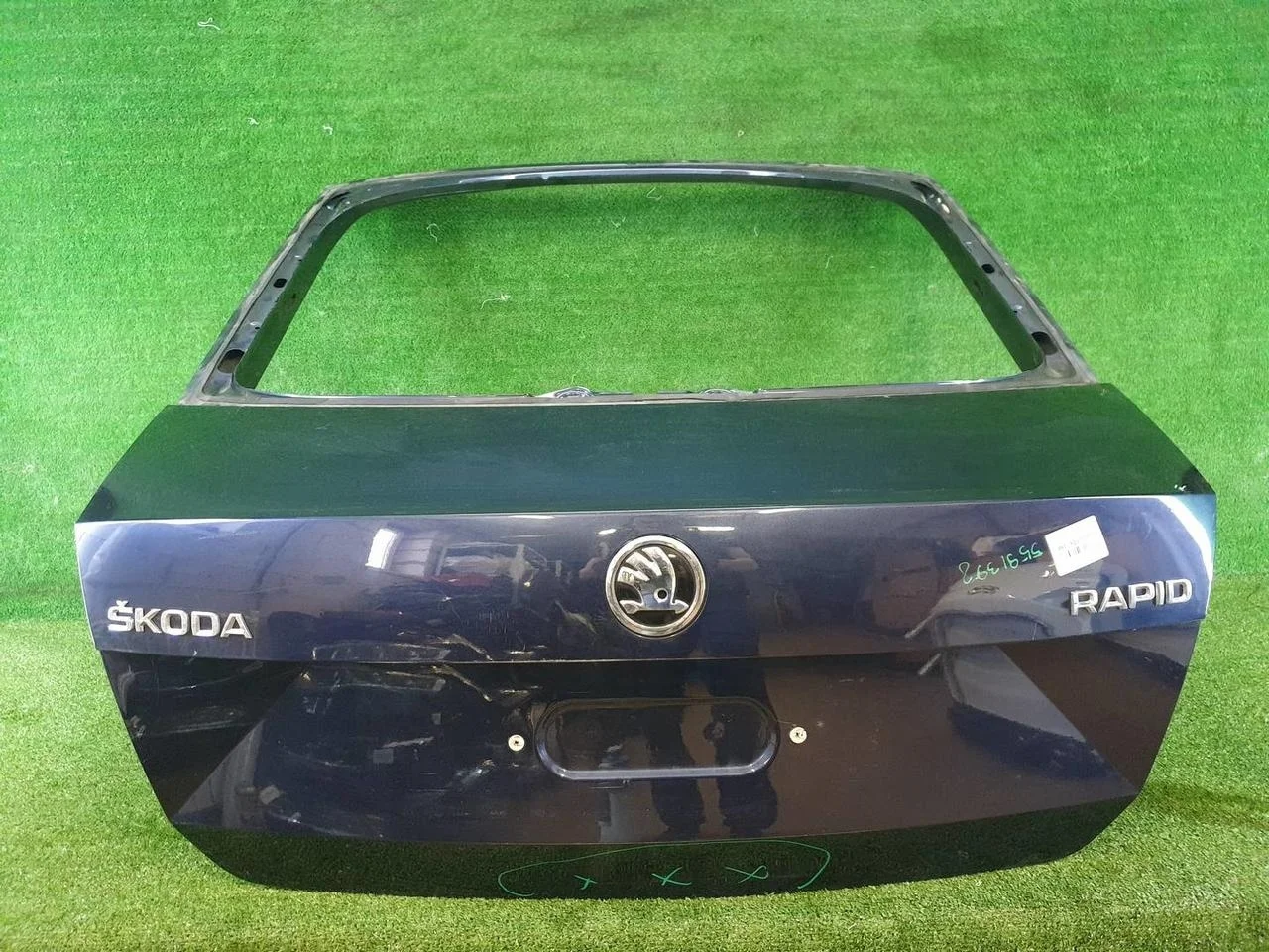 Крышка багажника Skoda Rapid (2012-2017)