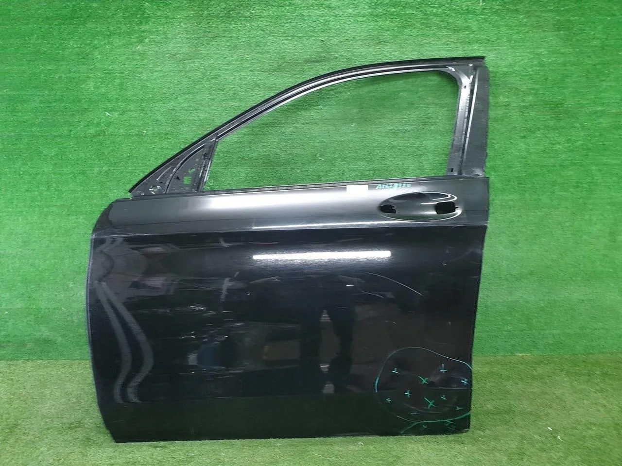 Дверь передняя левая Mercedes-Benz Glc X253 (2015-2019)