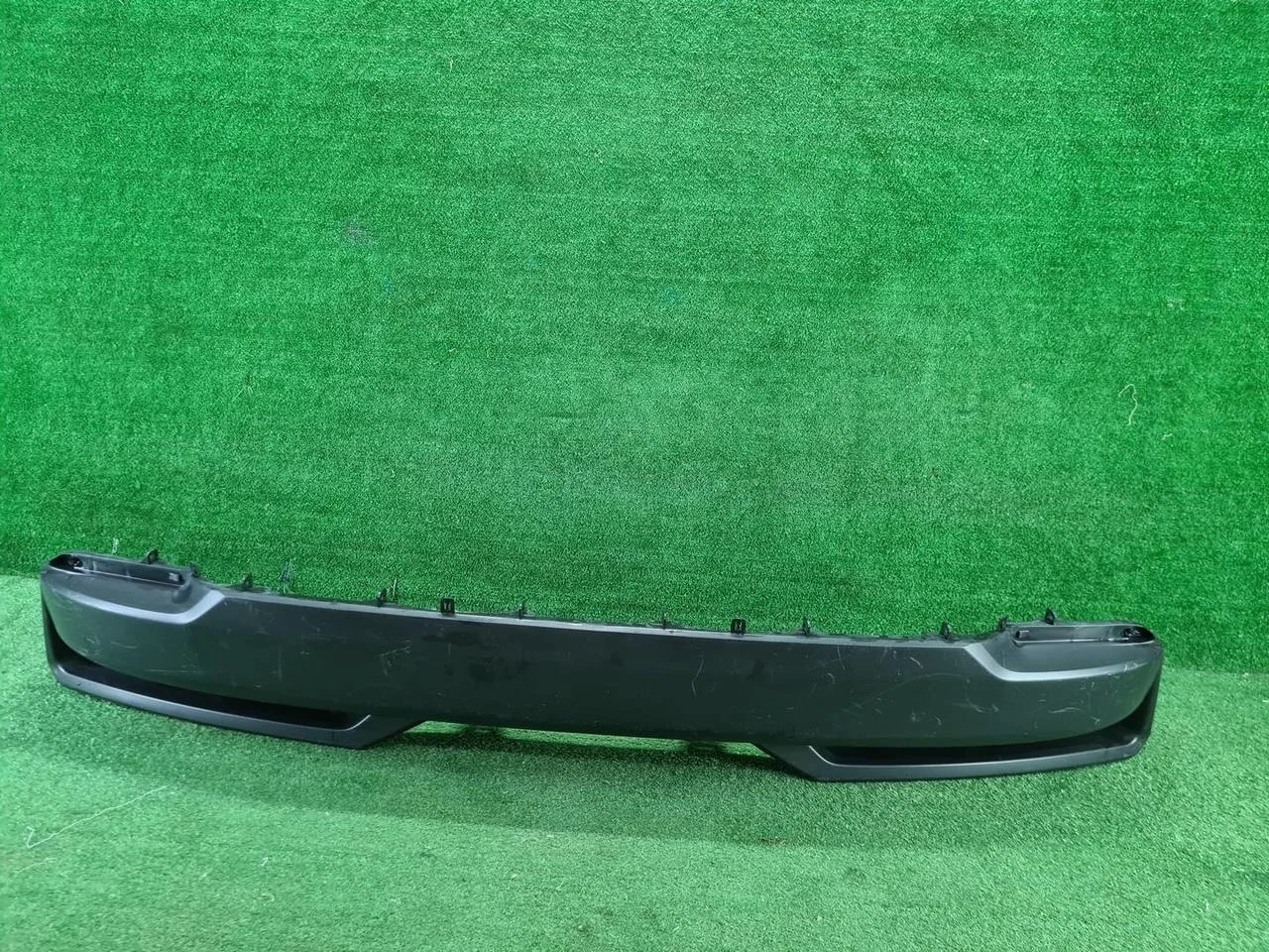 Юбка заднего бампера Lexus Nx (2014-2017)