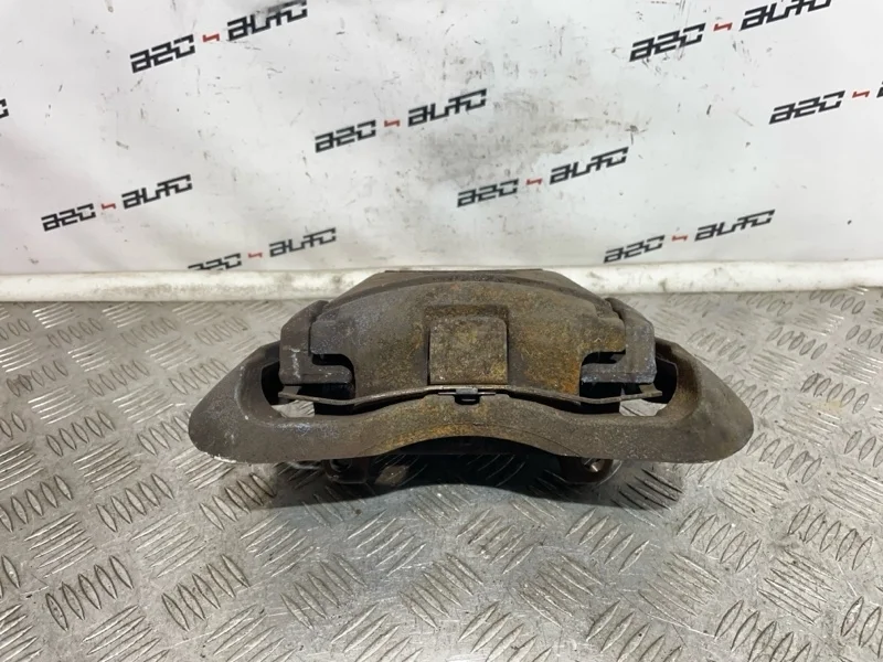 Суппорт тормозной Audi A6 Allroad 2007 4F0615123 С6 AUK, передний левый