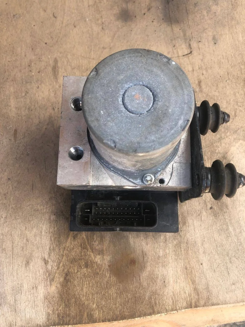 Блок ABS Audi A5,S5 4.2 полный привод 2011г