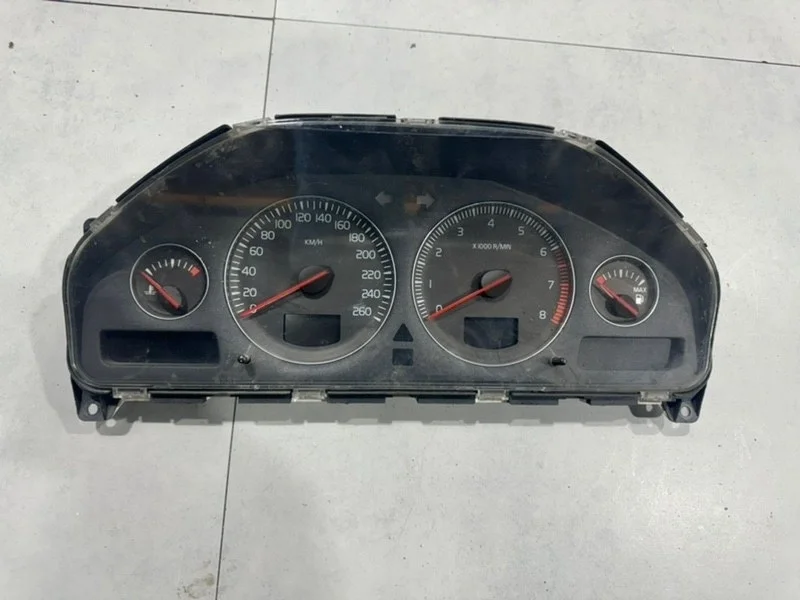 Панель приборов Volvo XC90