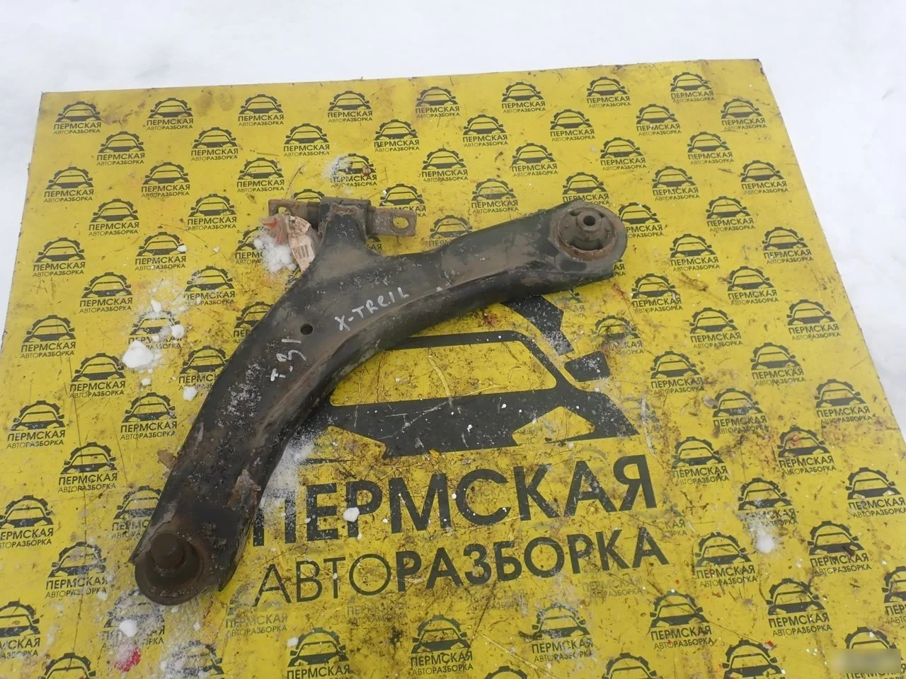 Рычаг передний левый для Nissan X-Trail T31