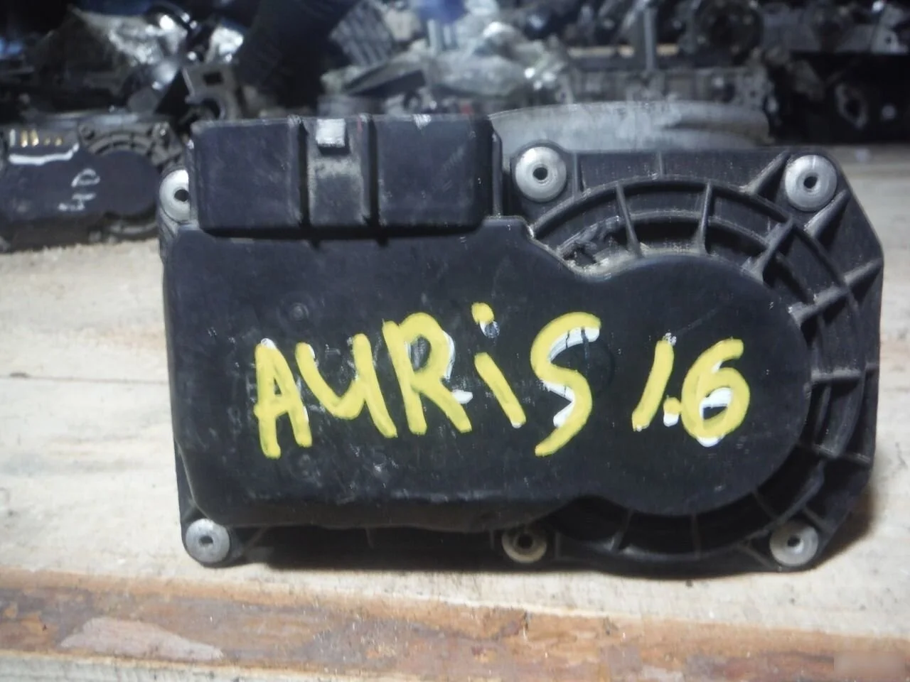 Заслонка дроссельная электр Toyota Auris (E15)