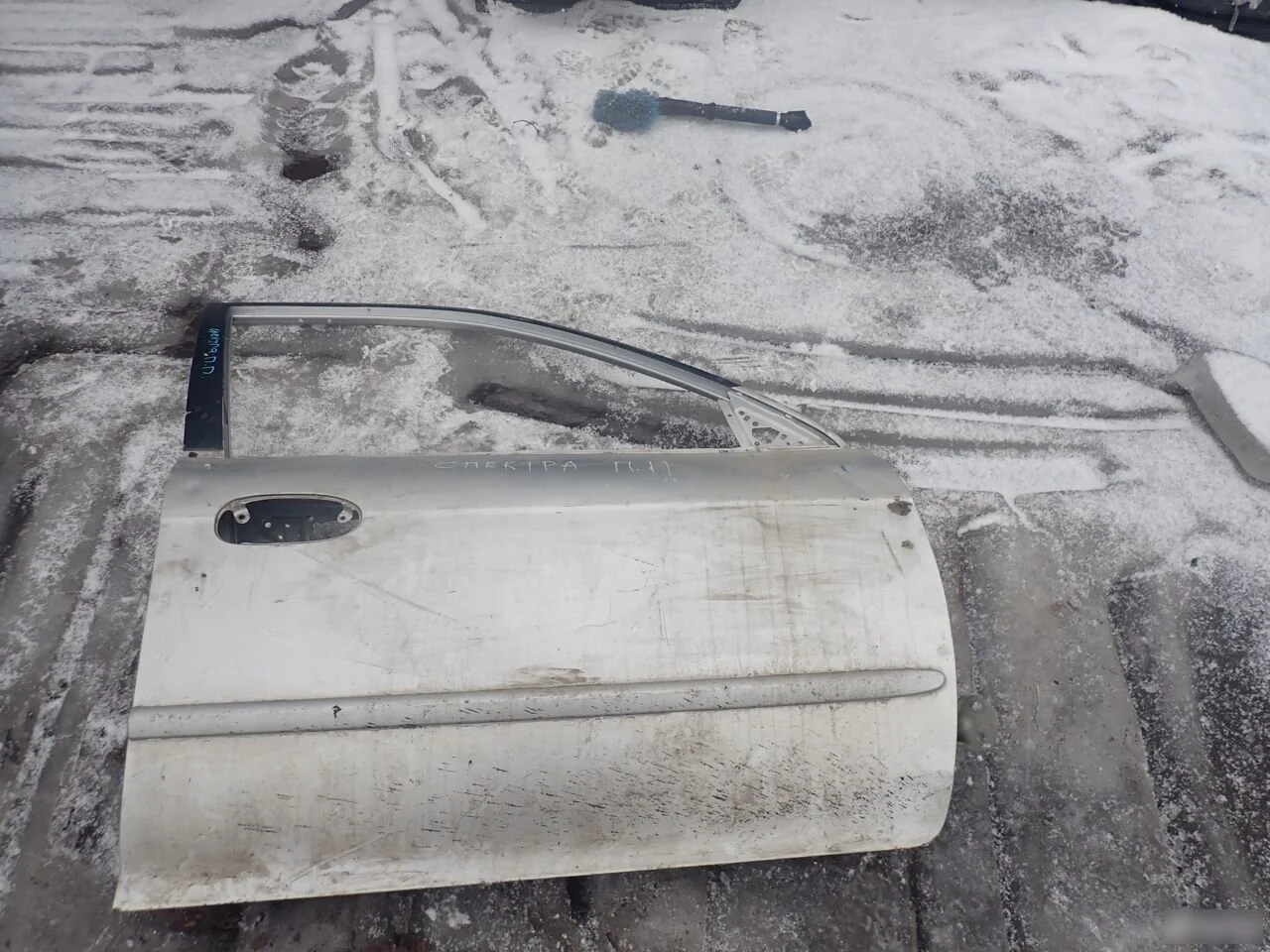 Дверь передняя правая для Kia Spectra 2001-2011