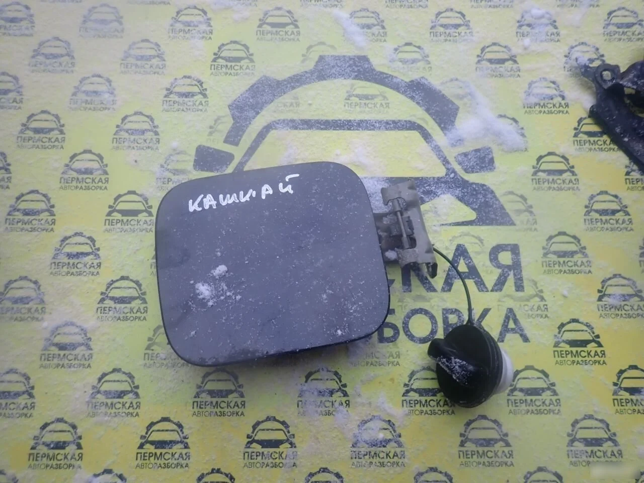 Лючок бензобака для Nissan Qashqai (J10) 2006-2014