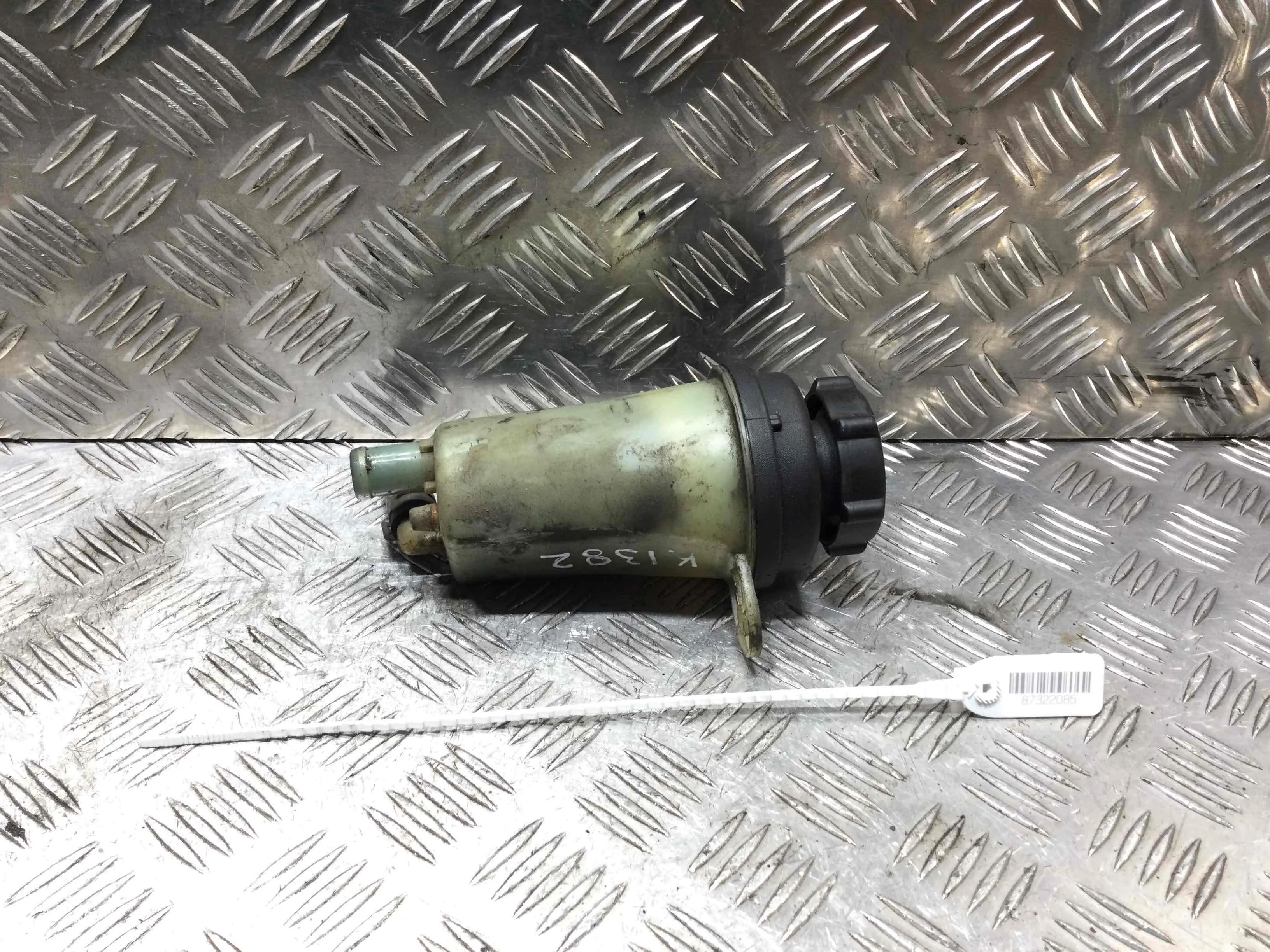 Бачок гидроусилителя Ford Focus 2 поколение (2005-2008) бензин 1.6 i Механика Седан