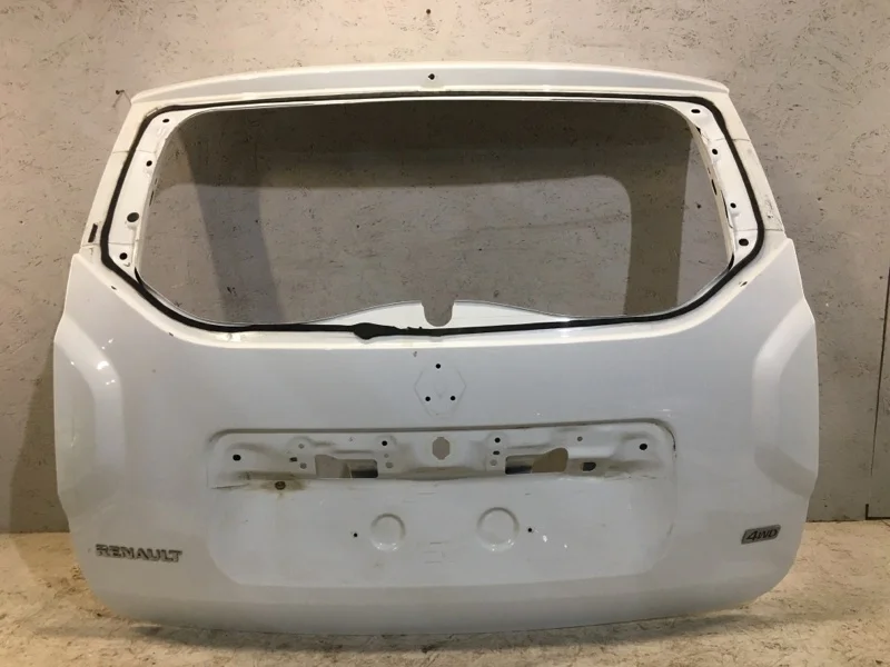 Крышка багажника Renault Duster 1 С2010-2020Г