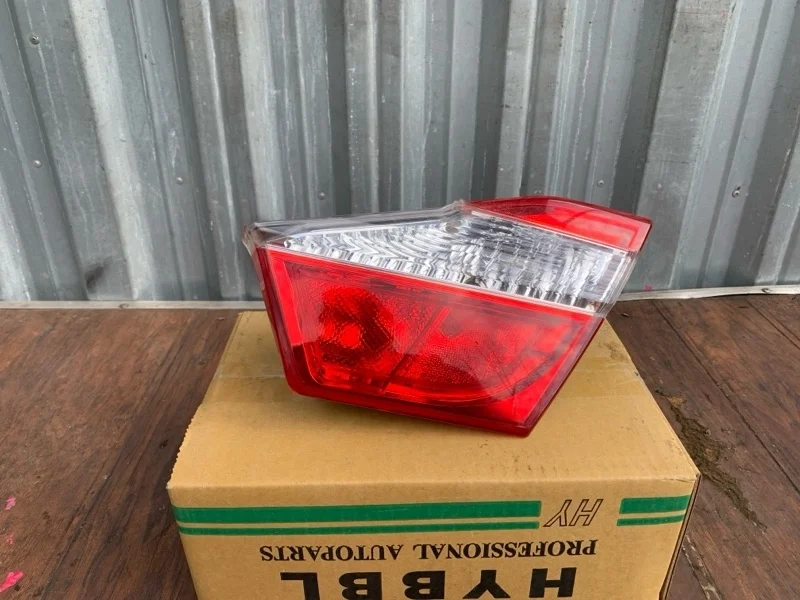 Фонарь Toyota Camry 2011-2014 50
