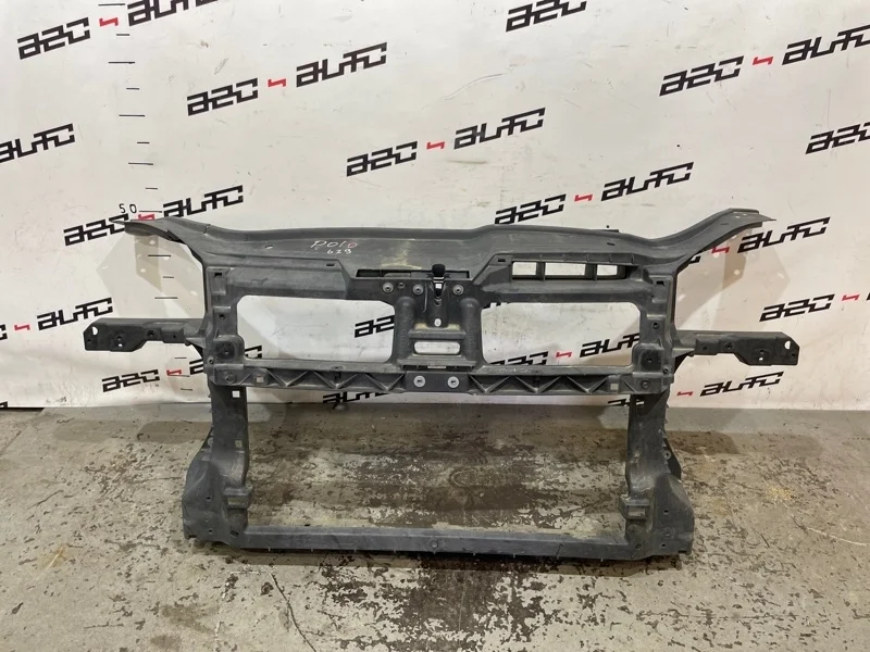 Передняя панель рамка радиатора Volkswagen Jetta 1K0805588S 5