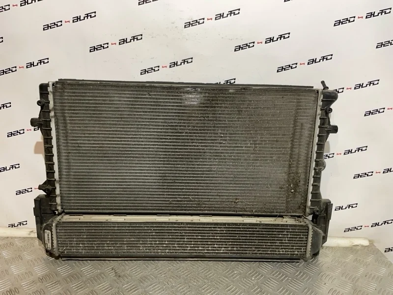 Радиатор охлаждения двигателя Audi A1 6R0121253A 8X
