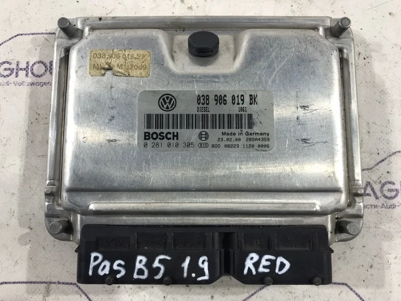 Блок управление двигателя Volkswagen Passat B5 1999 038906019BK 3B2 1.9