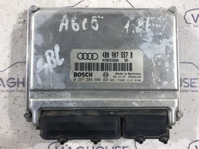 Блок управление двигателя Audi A6 C5 2000 4B0907557B 4B 1.8T