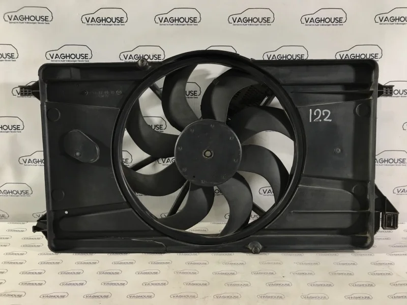 Вентилятор радиатора Ford Focus 2006 3M518C607EC MK 2 HWDA 1.6 1.6 ZETEC-S (100PS)