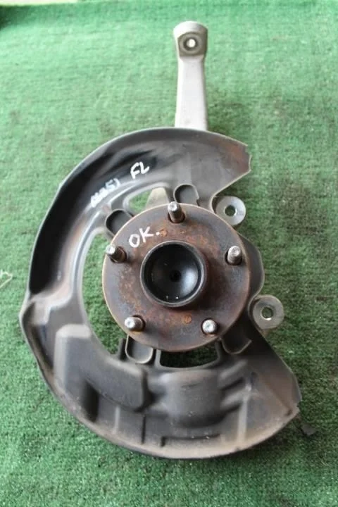 Б.у. кулак поворотный LEXUS GS350 GRS191 LEXUS GS350 GRS191