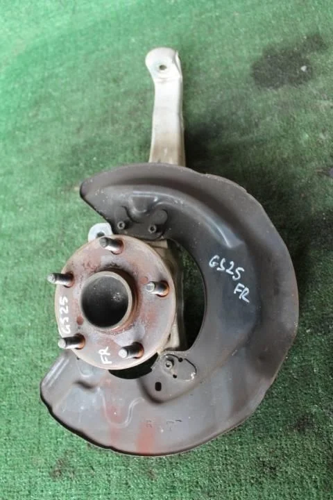 Б.у. кулак поворотный LEXUS GS250 GRL11 LEXUS GS250 GRL11