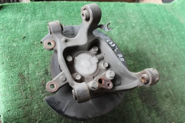 Б.у. цапфа NISSAN TEANA L33 NISSAN TEANA L33
