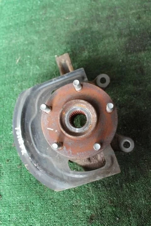 Б.у. кулак поворотный NISSAN X-TRAIL T31 NISSAN X-TRAIL T31