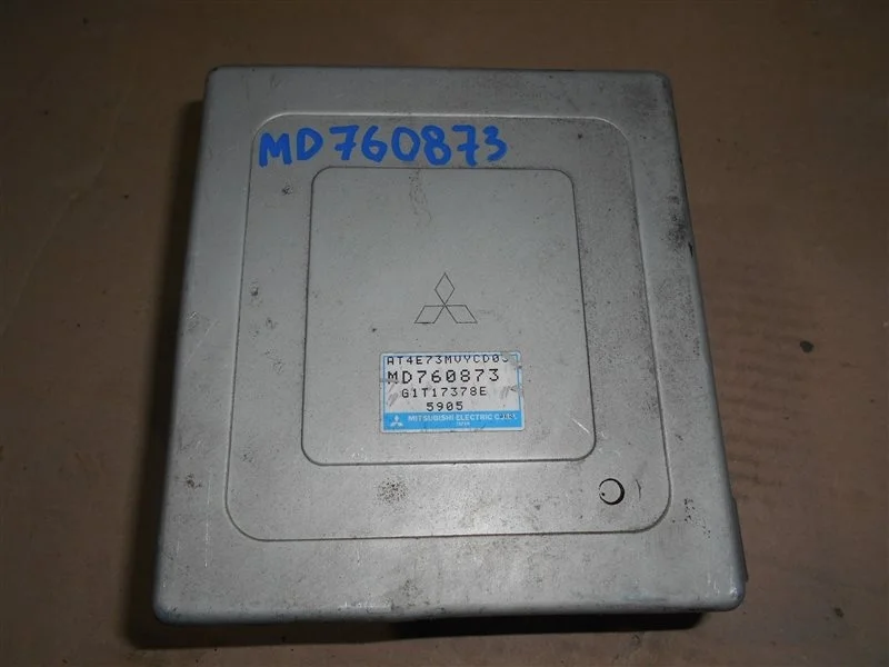 Блок efi Mitsubishi Diamante MD760873 F31A