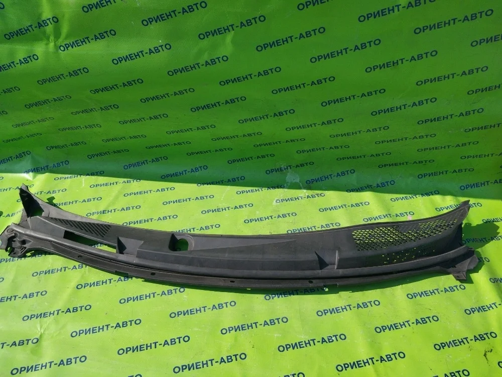 Жабо Nissan March AK12, переднее
