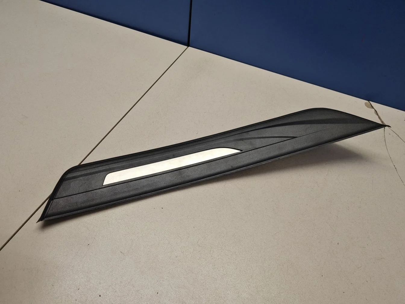 Накладка порога внутренняя задняя правая для BMW 5 F10 2009-2017