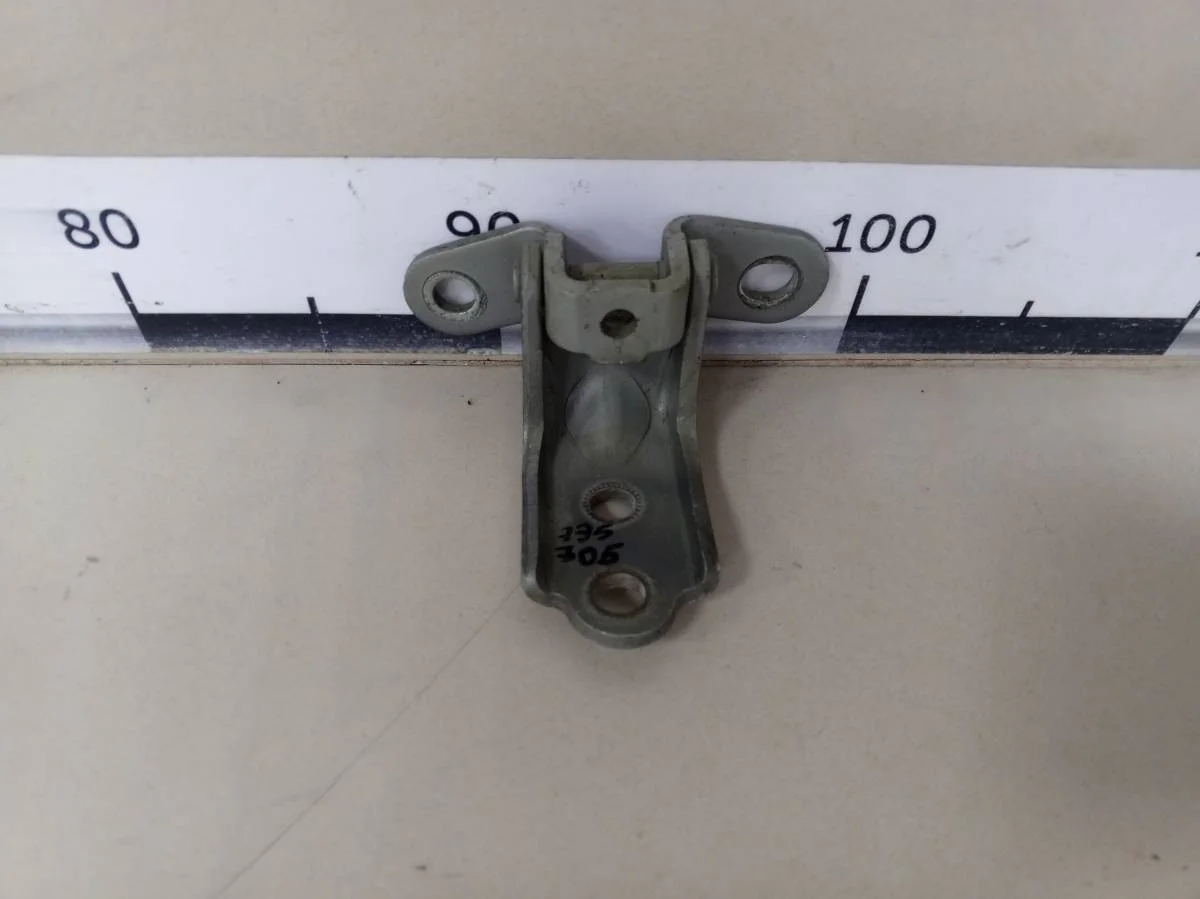 Петля двери Hyundai Elantra HD 2006-2010