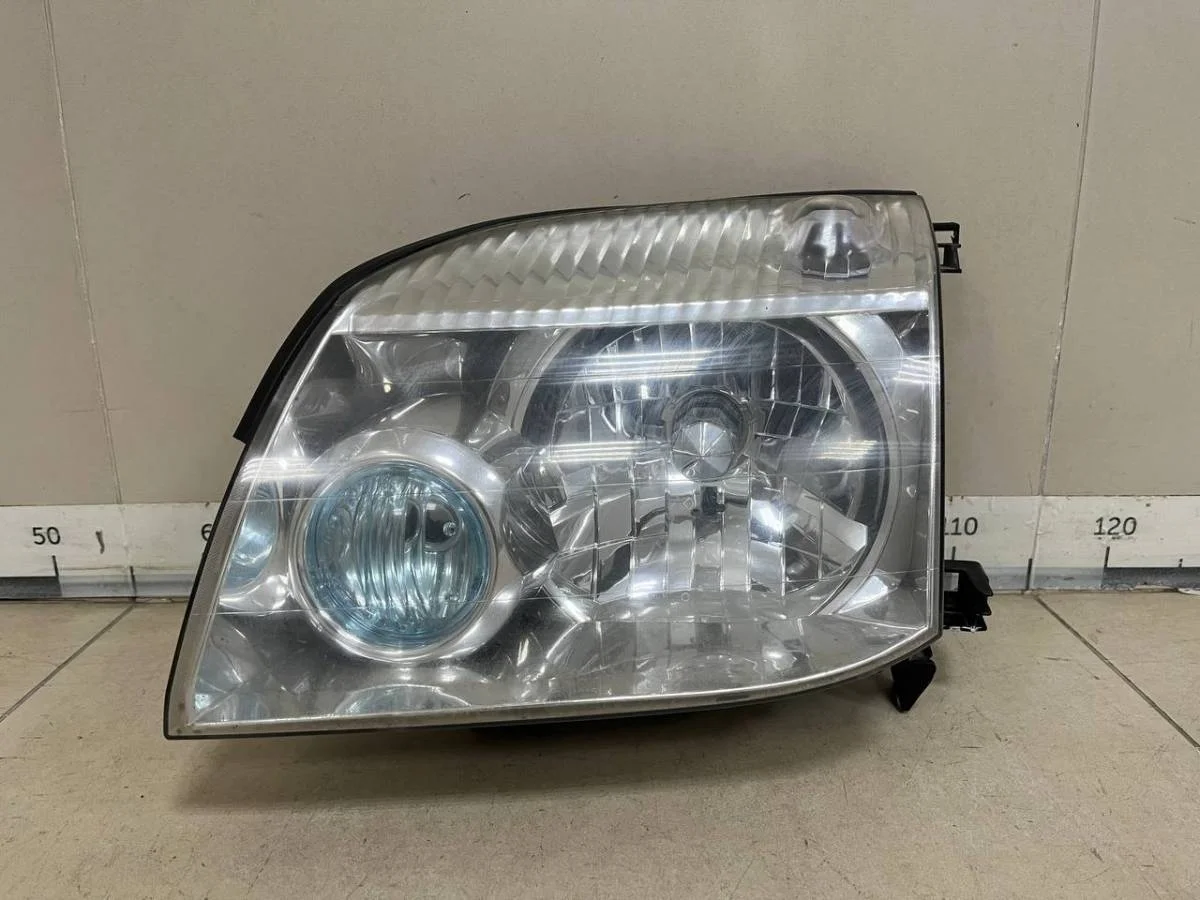 Фара левая Nissan X-Trail T30 2001-2006
