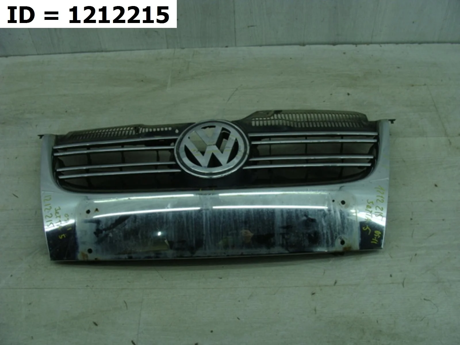 Решетка радиатора Volkswagen Jetta