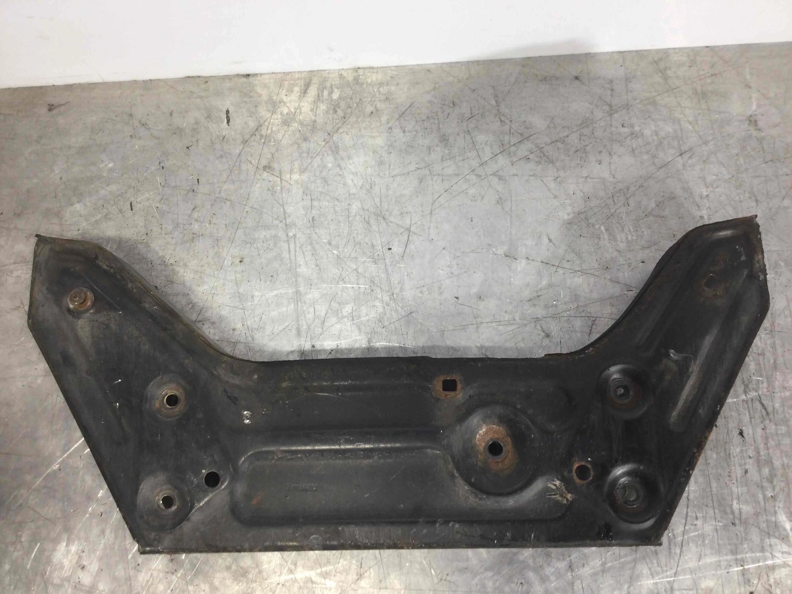 Балка подвески передняя (подрамник) Skoda Fabia 1 поколение [рестайлинг] (2004-2007) бензин 2.0 i Механика Универсал