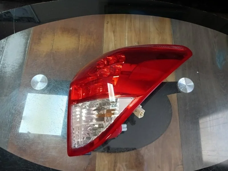 Фонарь Toyota RAV4 2006-2012 30