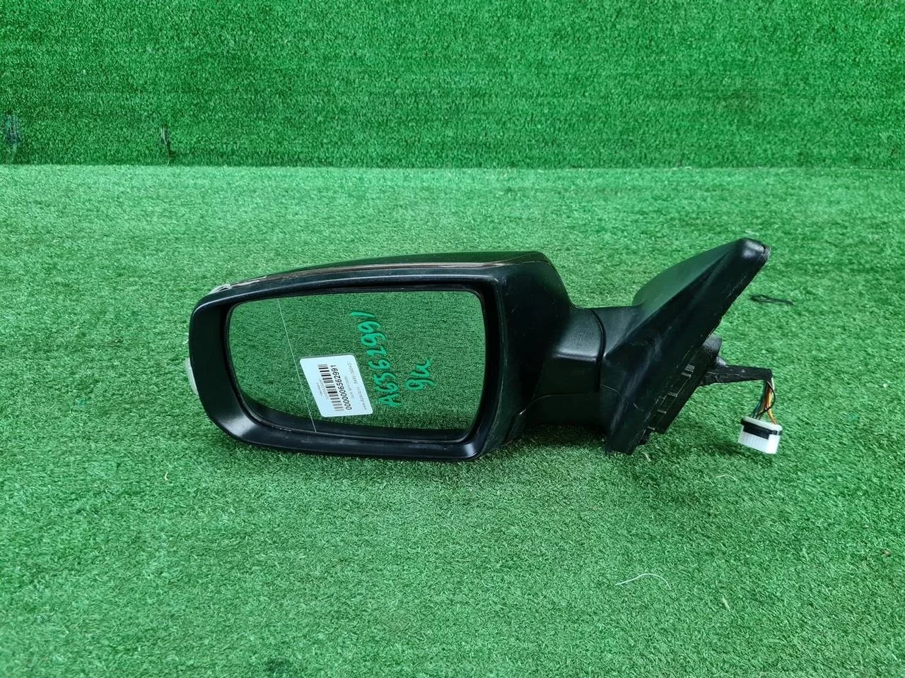 Зеркало левое     конт Kia Sorento 2 Xm (2009-2012)