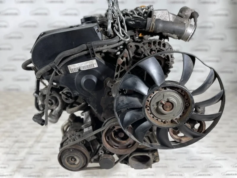 Двигатель Volkswagen Passat B5+ 2005 06B103101J 1.8T AWT