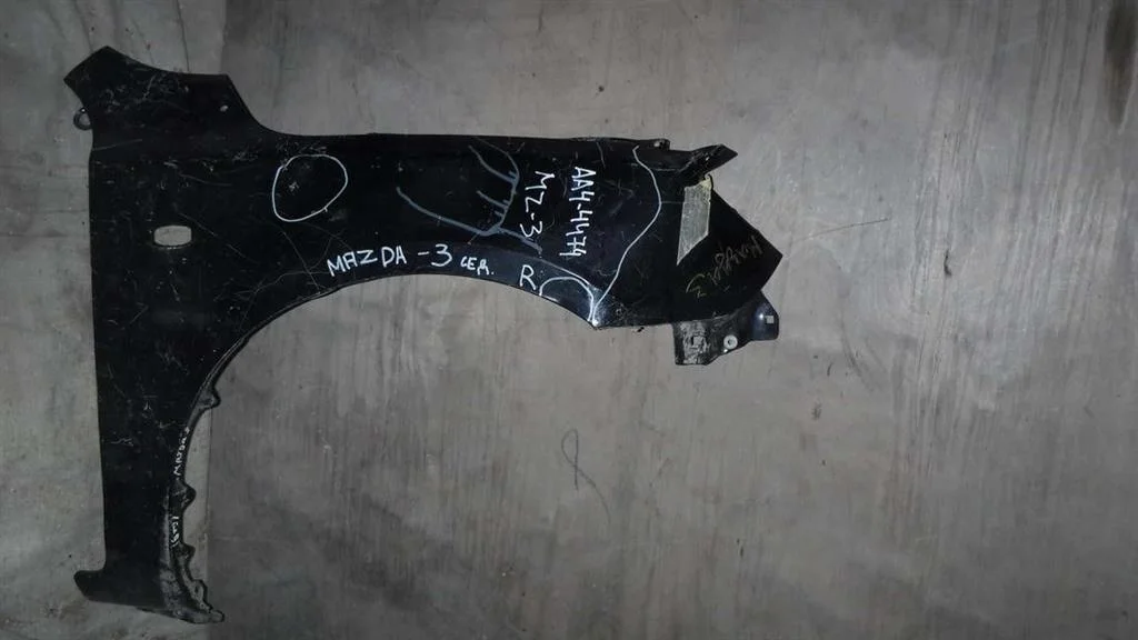 Крыло переднее правое Mazda Mazda 3 (BK) 2002-2008