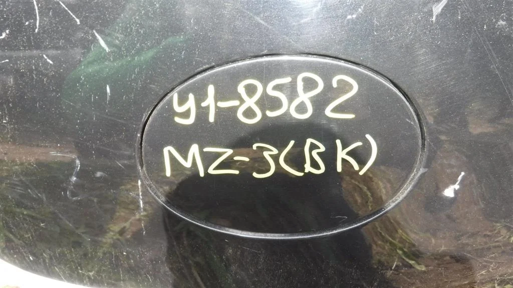 Лючок бензобака Mazda Mazda 3 (BK) 2002-2008