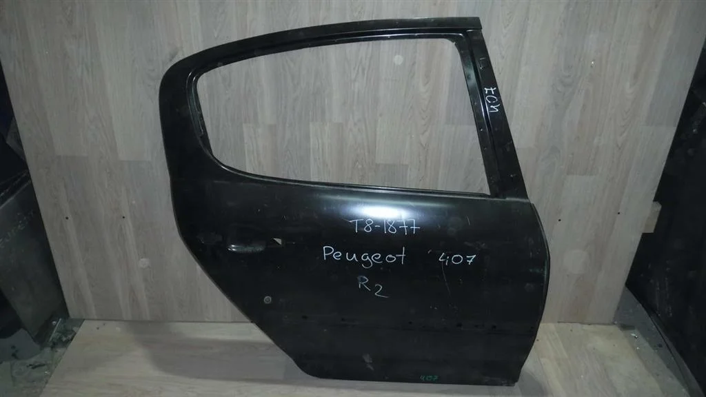 Дверь задняя правая Peugeot 407 2004-2010