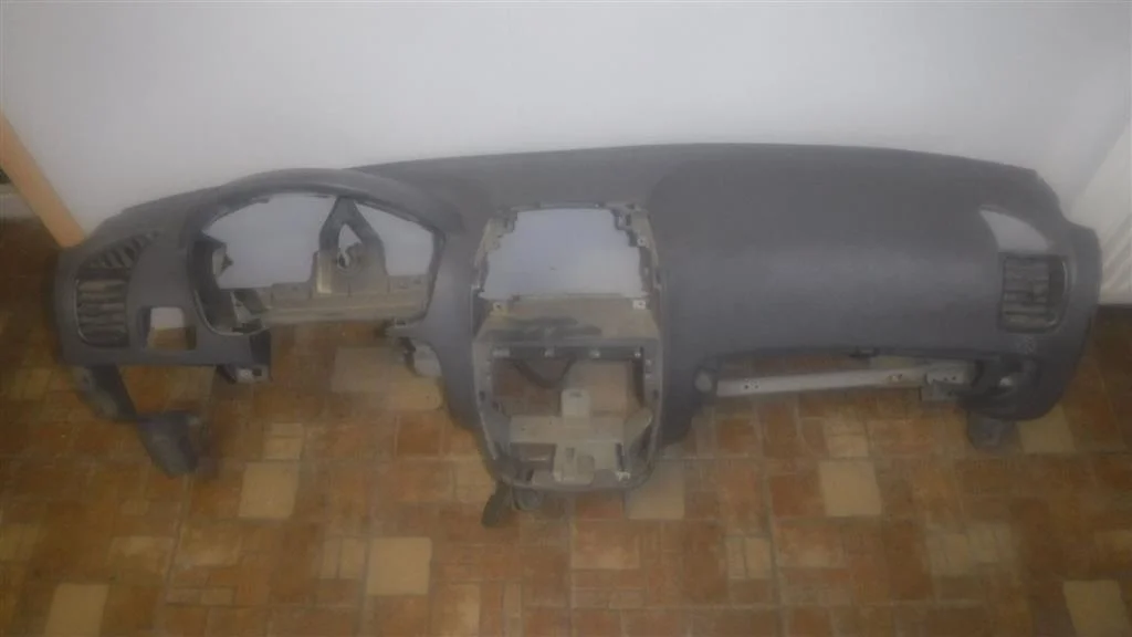 Торпедо Hyundai Accent II (LC) 1999-2013