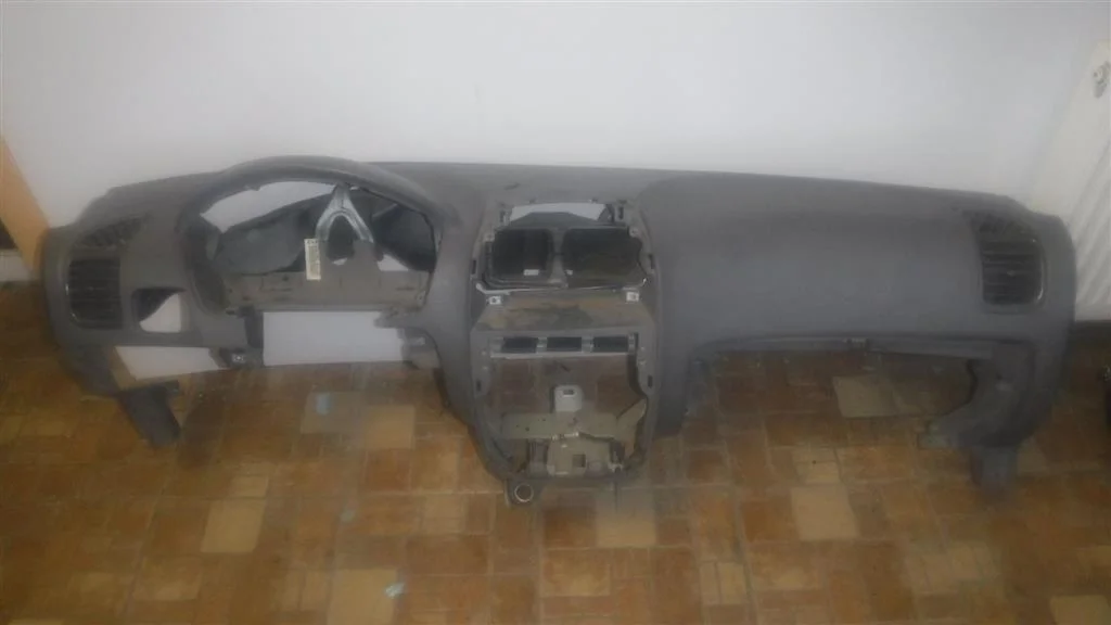 Торпедо Hyundai Accent II (LC) 1999-2013