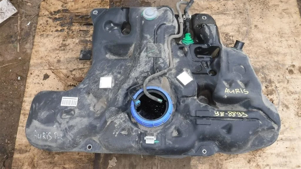 Бак топливный Toyota Auris (E150) 2006-2012