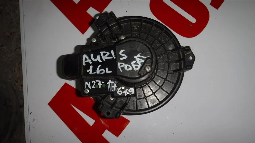 Моторчик печки Toyota Auris (E150) 2006-2012