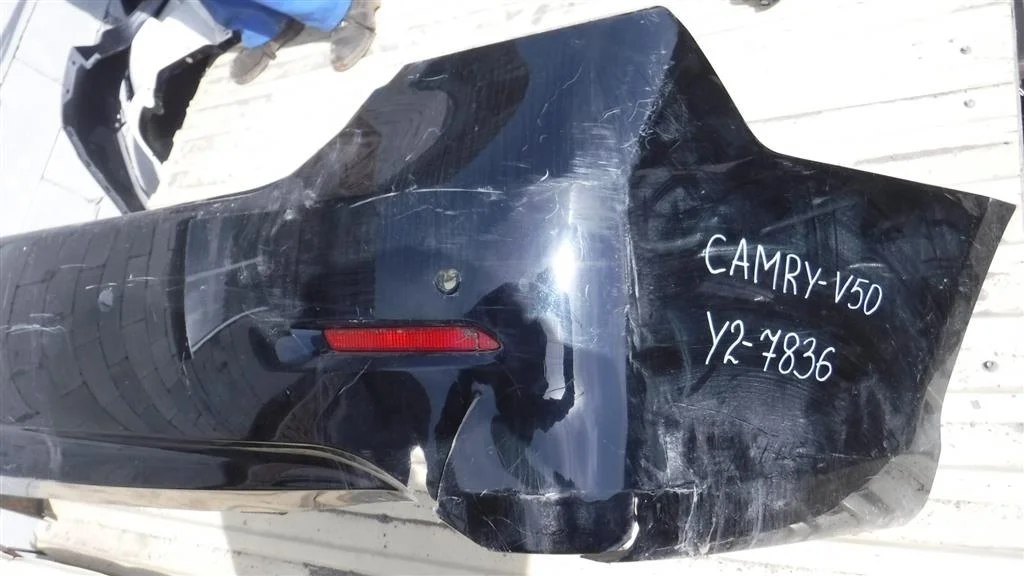 Бампер задний Toyota Camry XV50 2011-2017