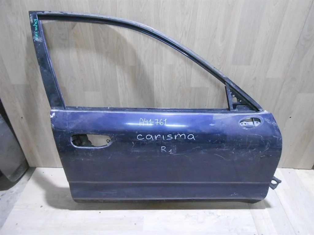 Дверь передняя правая Mitsubishi Carisma (DA) 1995-2003