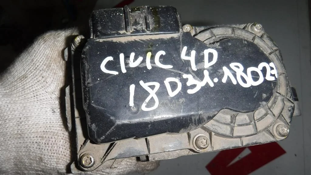 Заслонка дроссельная электрическая Honda Civic 4D VIII 2006-2012