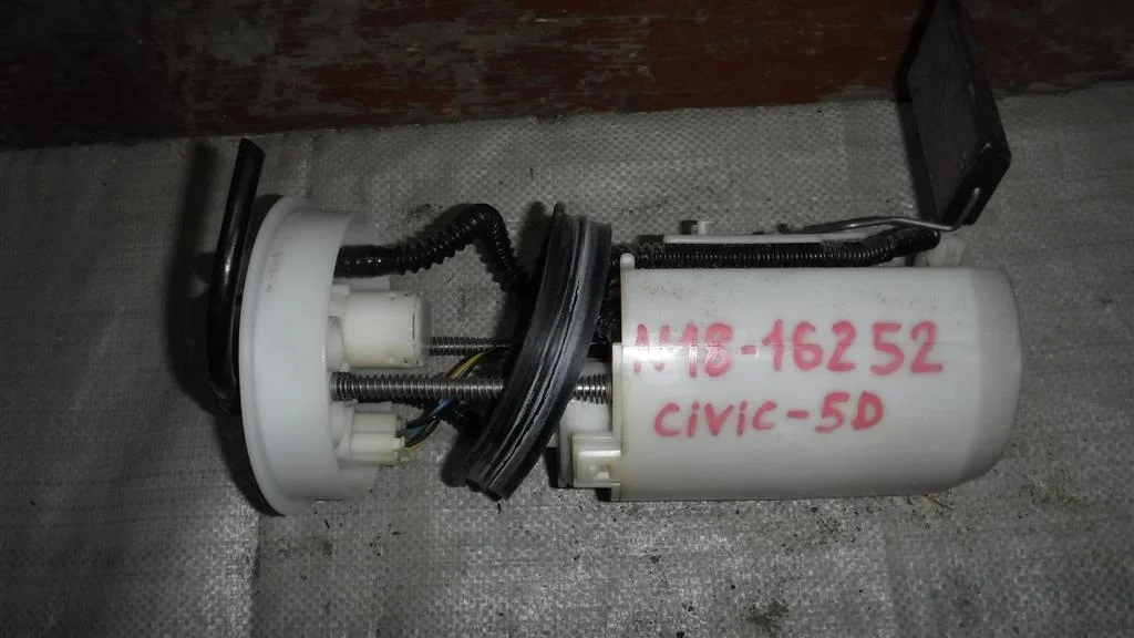 Насос топливный электрический (бензонасос) Honda Civic 5D VIII 2006-2012