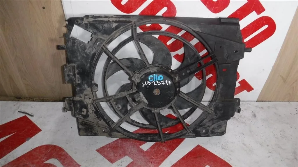 Вентилятор радиатора Renault Clio IV 2012-2019