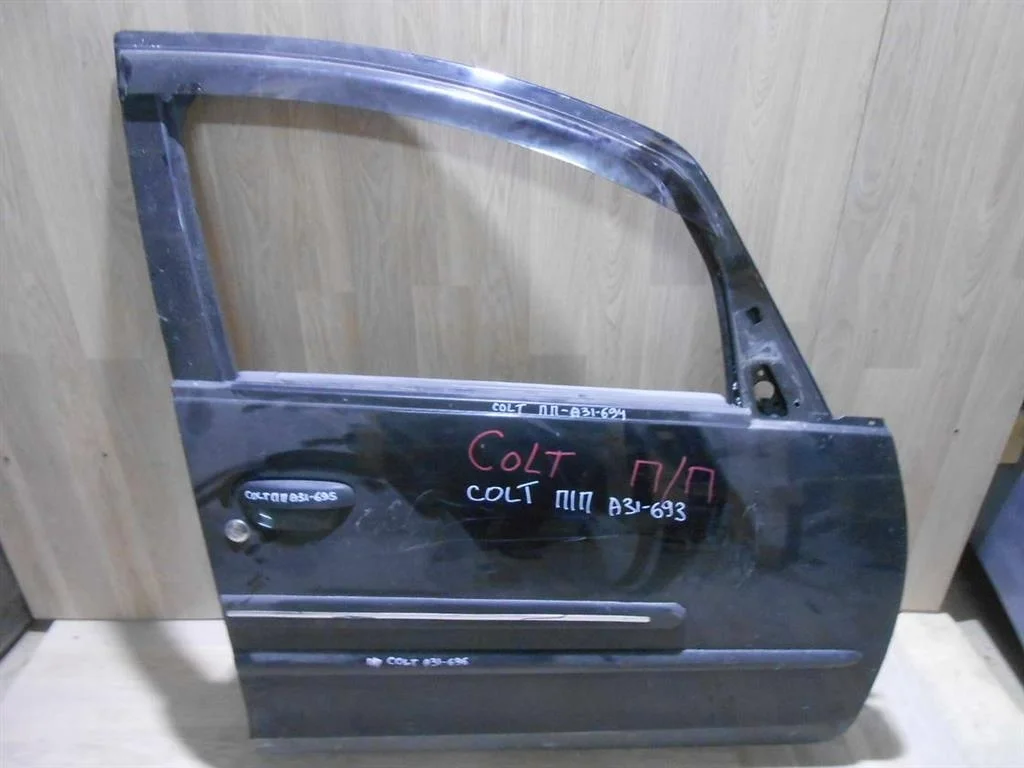 Дверь передняя правая Mitsubishi Colt (Z3) 2004-2012